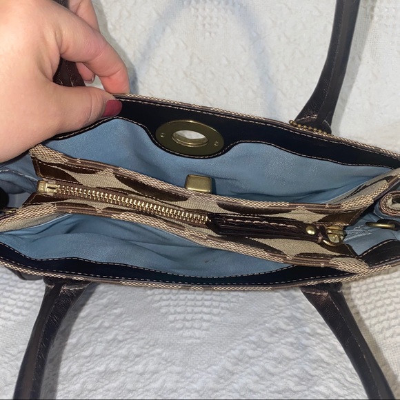 Authentic COACH Brown Purse Shoulder Bag - Picture 6 of 10